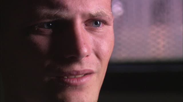 S06:E11 - Abandoned Houses / A Son's Memory