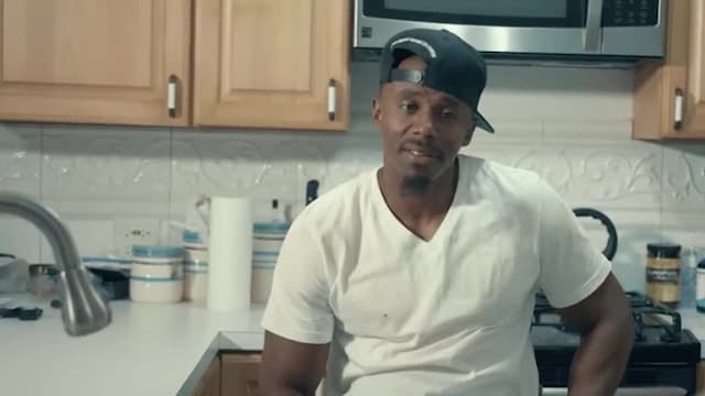 S01:E01 - You Get Here at 8 to Make 8