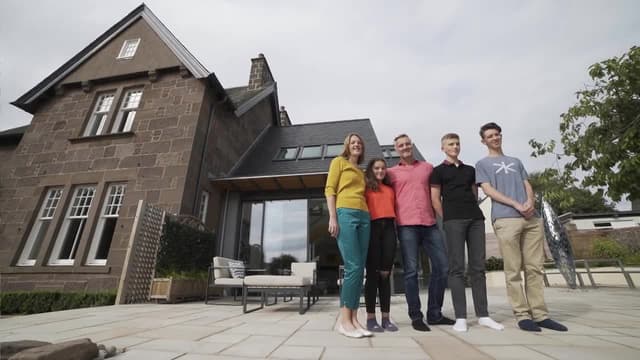 S01:E05 - North East