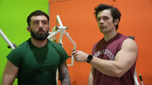 S01:E02 - I Tested 1-Star Gym Reviews