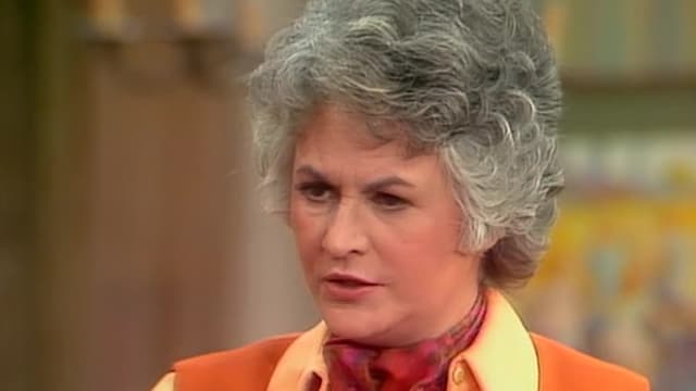 S03:E318 - And Then There Were None