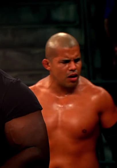 S01:E11 - Last Luchador Standing poster