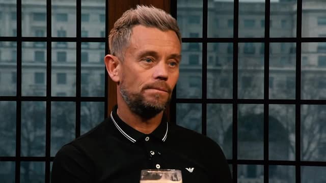 T01:C07 - S01:E07 - Lee Hendrie