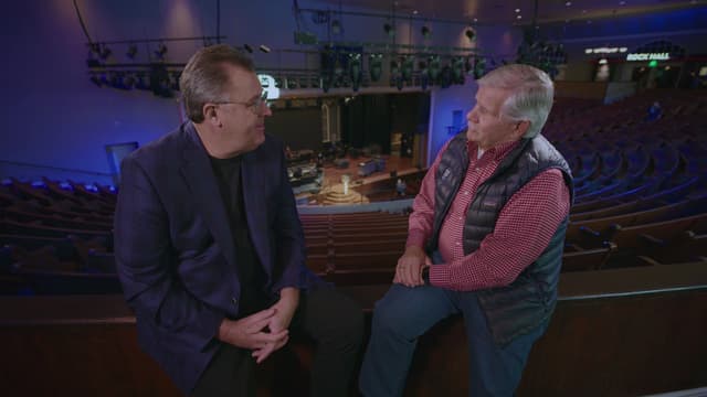 S46:E06 - Nashville Brick Cottage: Vince Gill's Nashville