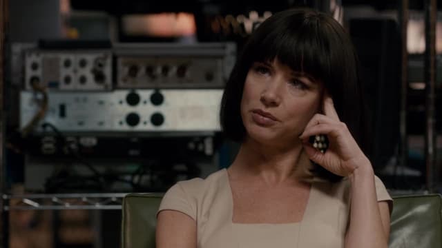 S01:E13 - Chapter Thirteen