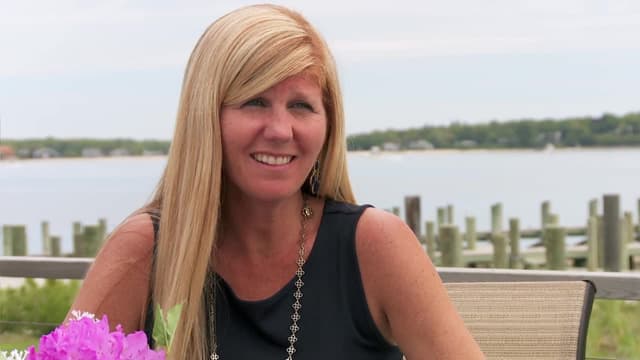 S03:E06 - Living Large on Long Island