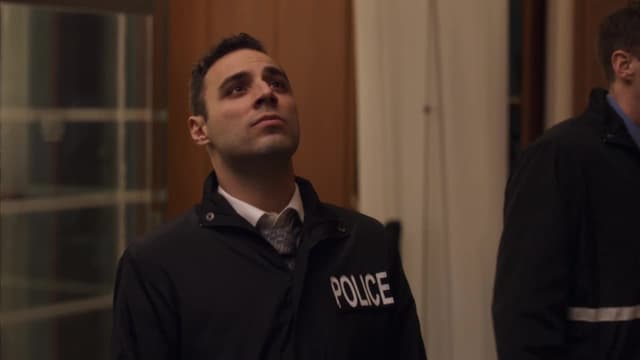S05:E16 - The Man in the Red Jacket
