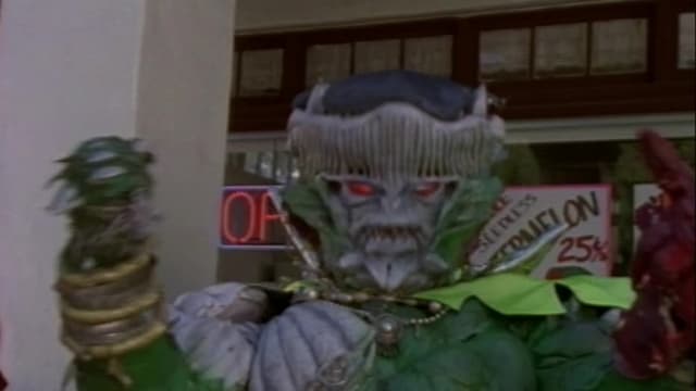 S01:E25 - Fangs Over Charterville