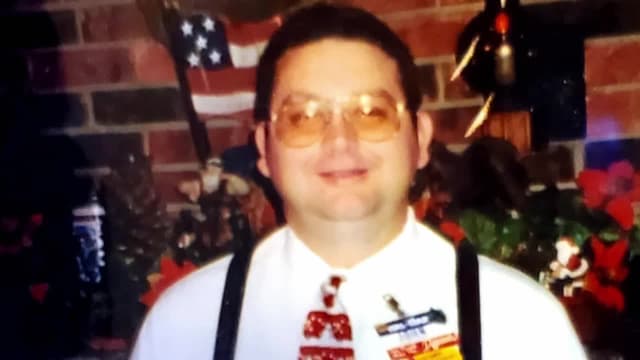 S01:E07 - The Smith Family