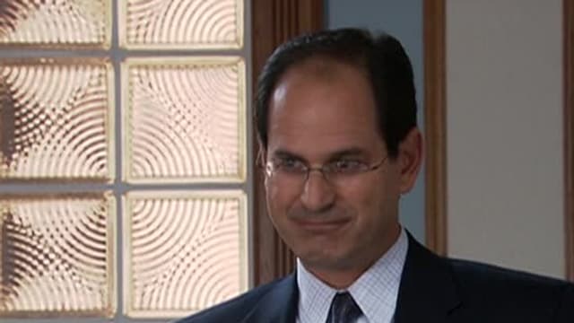 S04:E01 - No Pain, No Gain