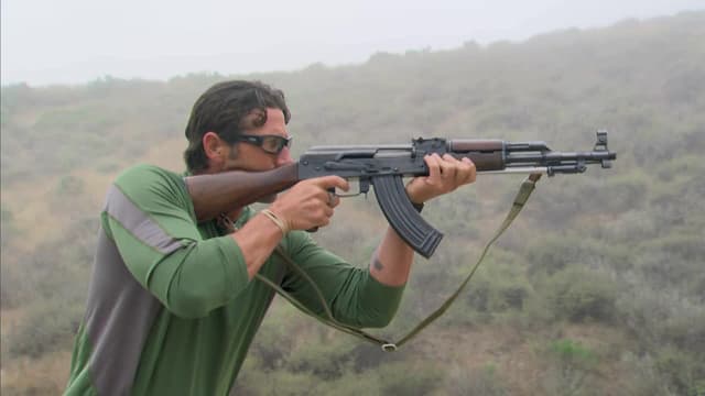 S01:E05 - The AK-47 vs the World