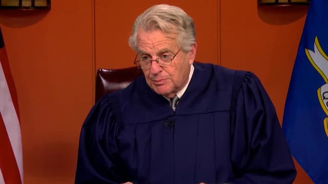 S01:E10 - Who Hit Who?