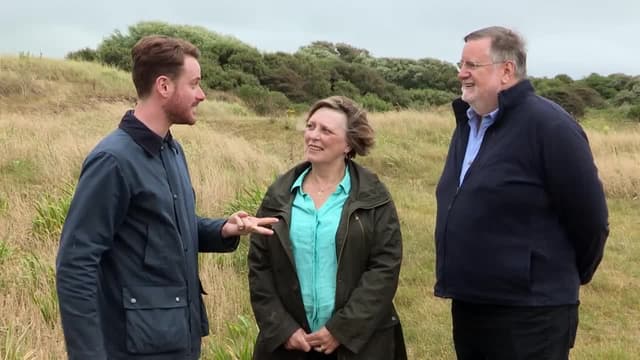 S01:E18 - North Devon