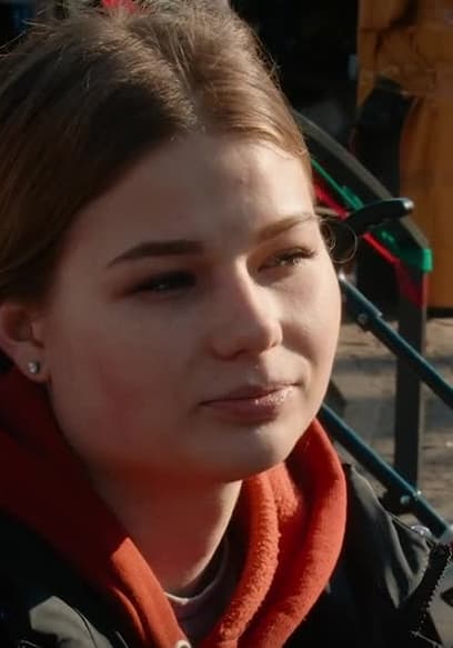 S01:E04 - Pictures From Ukraine (Pt. 1) poster