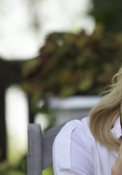 Blue Jasmine Trailer