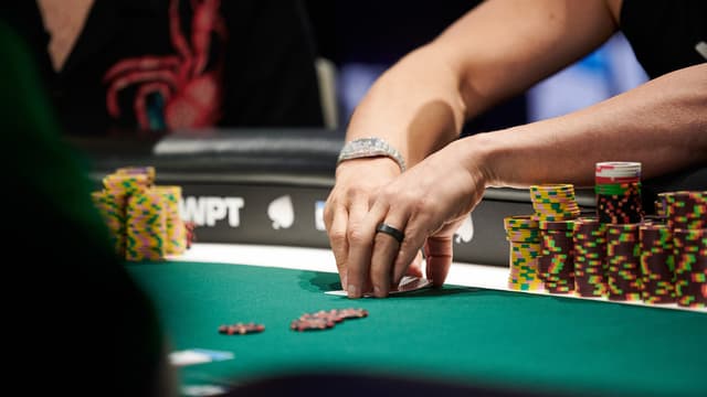 S19:E01 - WPT Cash Game $200/$400 No Limit Holdem 2022 - Part 1