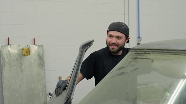 S01:E11 - 67 'Vette Retro Racer