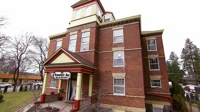 S01:E06 - The Roosevelt Inn