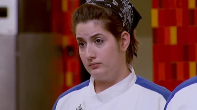 S05:E08 - 9 Chefs Compete