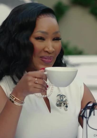 S01:E02 - Time to Spill the Tea poster