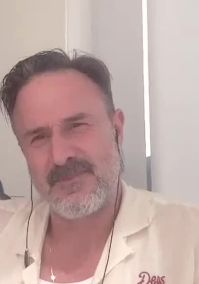 Affiche de S01:E01 - The Boo Crew Hitches a Ride With David Arquette!