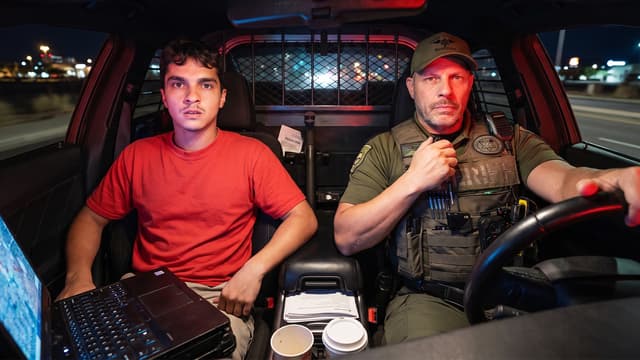 S01:E07 - A Day With America's Sheriff