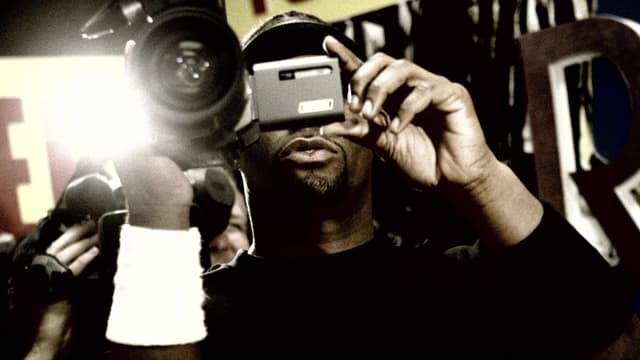 S01:E03 - Sex Tape Scandal