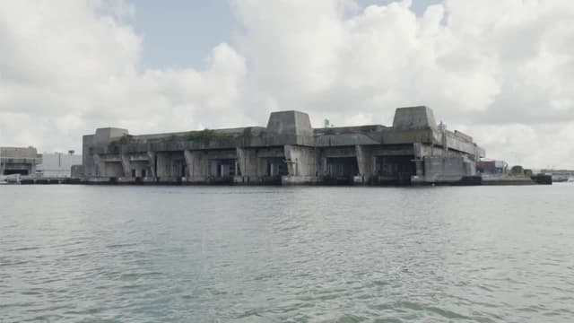 S05:E03 - Haunting of Heartbreak Castle