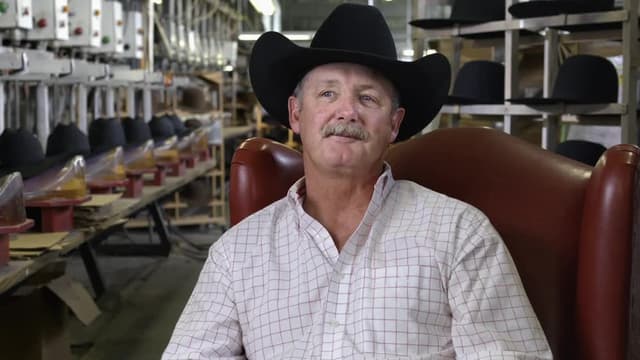 S01:E03 - American Icons