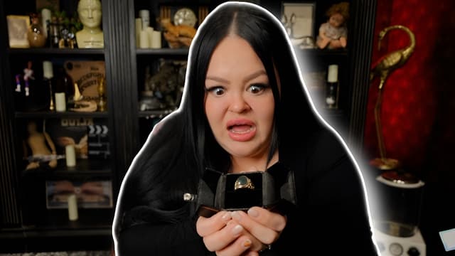 S01:E08 - Is This Item Really Haunted?