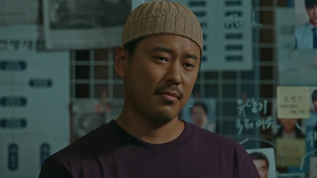 S01:E09 - Episode 9