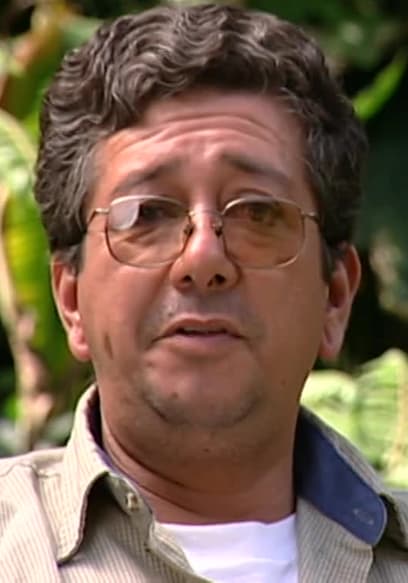 S01:E01 - Lost in the Jungle poster
