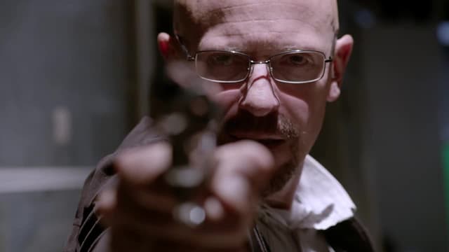 S01:E35 - Revolver