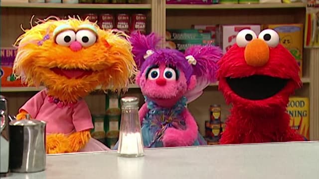 T38:C05 - S38:E05 - Abby Plays the Letter "P" Game