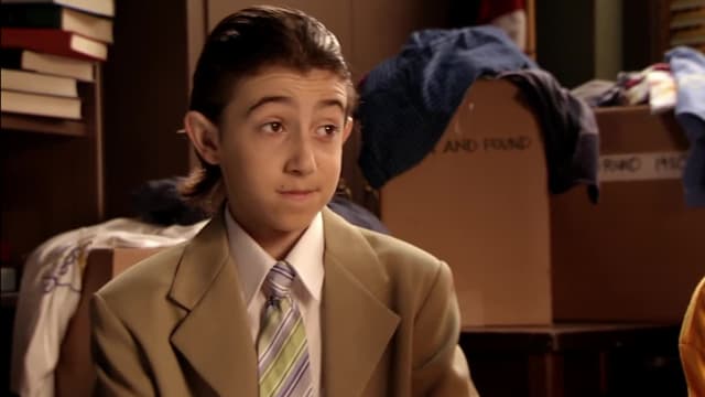 S01:E13 - Everybody Hates Picture Day