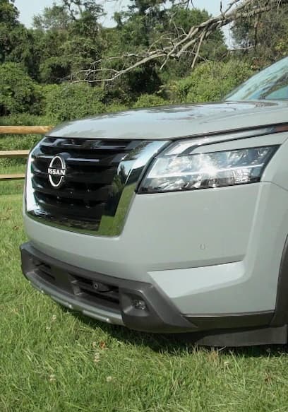 S41:E02 - 2021 Nissan Pathfinder poster