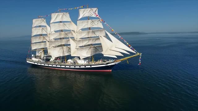 S01:E01 - En el océano