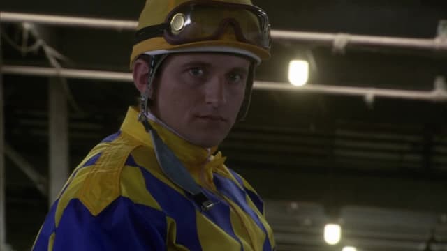 S03:E01 - The Jockey