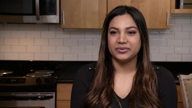 S07:E06 - Too Close for Comfort