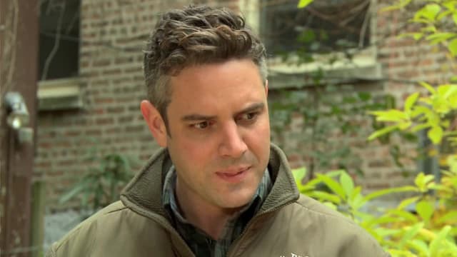 S06:E10 - Bon Appetit