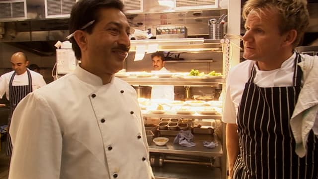 S04:E04 - Curry Lounge