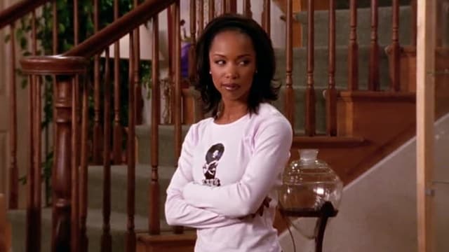 S03:E06 - Scary Hughley