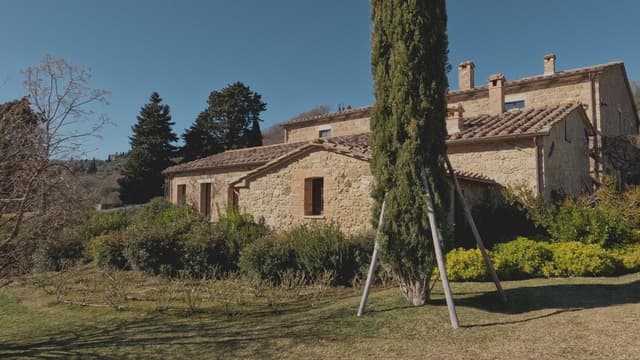 S01:E17 - Skirt Steak With Salsa Verde