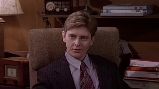 S01:E04 - Smoking