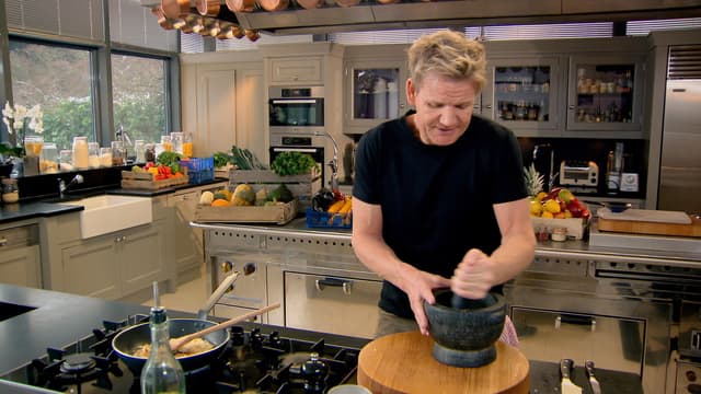 S01:E17 - Middle Eastern