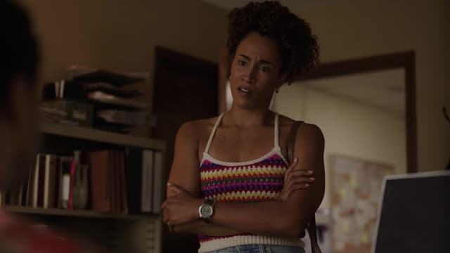 S01:E107 - Machetes Out