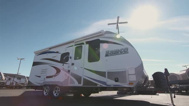 S03:E03 - A Song for the Ride