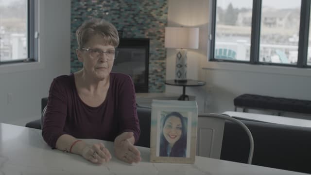 S01:E02 - Ashley's Last Date