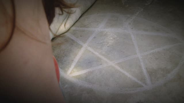 S02:E16 - Episode 16