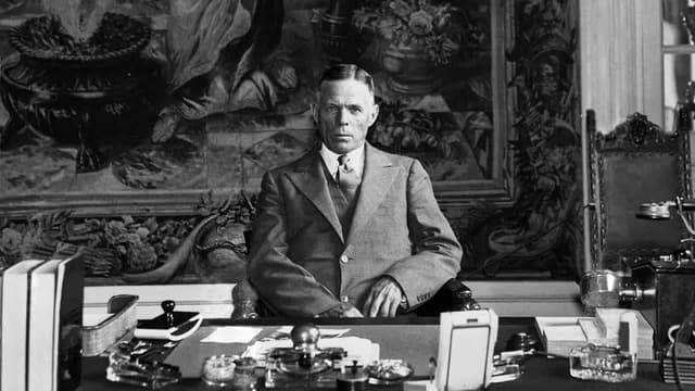 S01:E06 - Ambassadors in Berlin: The Whistleblowers of WWII